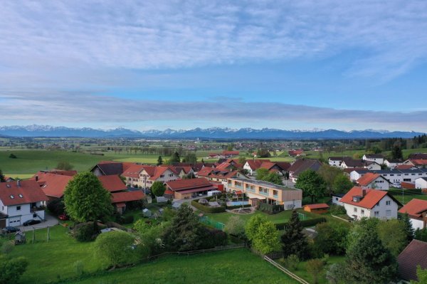 Die Außenansicht des Landgasthof Hubertus in Apfeltrang.
