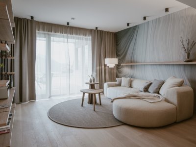Bergkristall Mein Resort im Allgäu Zimmer Einblick in ein gemütliches Zimmer im Resort Bergkristall in Oberstaufen.