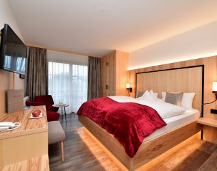 Ein Zimmer des Alpenhof Jäger in Riezlern.