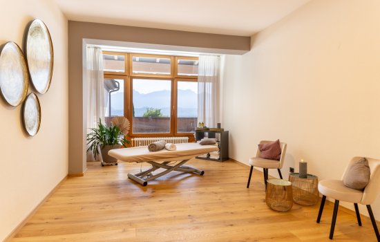 Der Ayurveda Raum im Hartungs Hoteldorf in Hopfen am See.