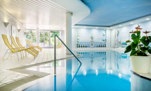 Berghotel Jägerhof Innenpool Blick auf den Innenpool im Berghotel Jägerhof in Isny.