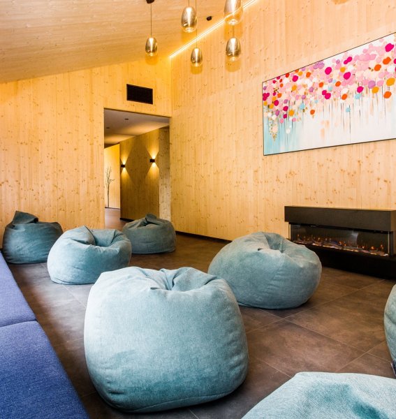 Bio-Berghotel Ifenblick Wellnessbereich Einblick in den Wellnessbereich im Bio-Berghotel Ifenblick im Kleinwalsertal.