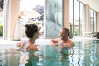 Der Innenpool des Hotel Exquisit in Oberstdorf.