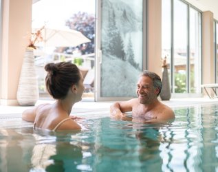 Der Innenpool des Hotel Exquisit in Oberstdorf.