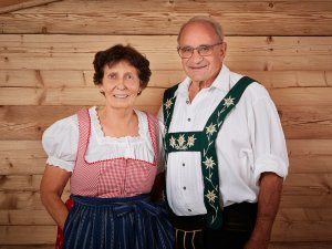 Die Seniorchefs vom Hanusel Hof in Weitnau