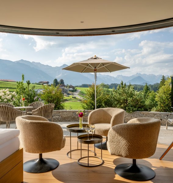 Sonnenalp Resort Zimmer Einblick in ein Zimmer im Sonnenalp Resort in Ofterschwang.