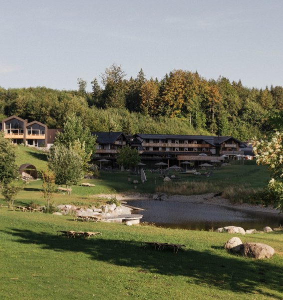 Blick auf das Berghotel Schlossanger Alp in Pfronten.