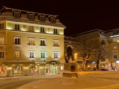 Hotel Schlosskrone Außenansicht Winter