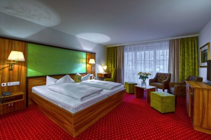 Koenigshof Hotel Resort Zimmer