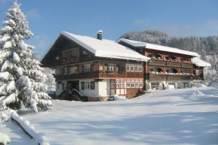 Hotel Mühlenhof Außenansicht Winter