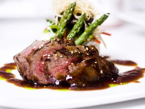 Ansprechend angerichtete Speise im Hotel Restaurant Adler in Oberstaufen