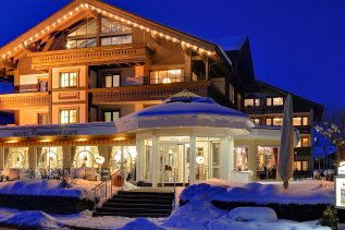 Hotel_Rosenstock_Außenansicht_Winter