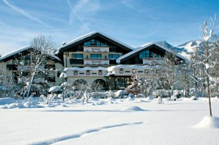 Parkhotel_Burgmuehle_Fischen_Außenansicht_Winter