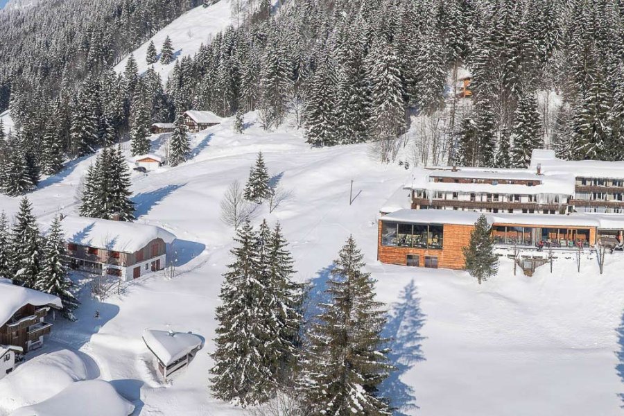 Bio-Berghotel Ifenblick Außenansicht Winter
