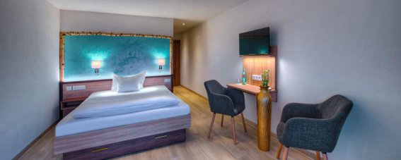 Koenigshof Health and View Zimmer
