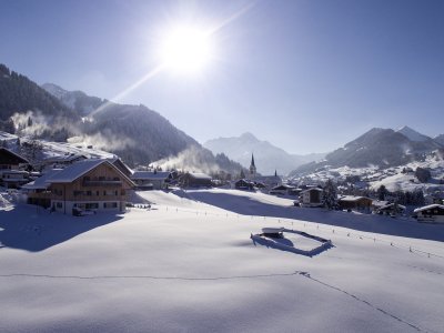 Hotel Oswalda Hus Außenansicht Winter