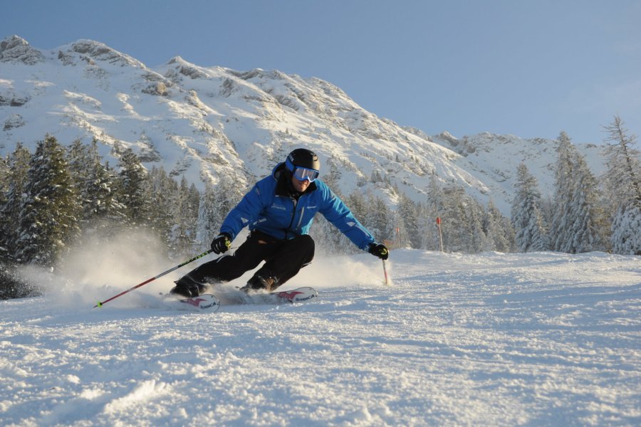 Panoramahotel Oberjoch Freizeitaktivität Ski