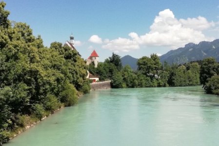 Hotel Schlosskrone Fluss Ein Fluss als Ausflugsziel im Hotel Schlosskrone in Füssen im Sommer
