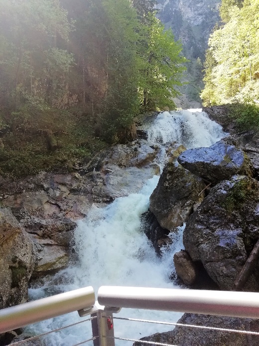 Hotel Schlosskrone Wasserfall