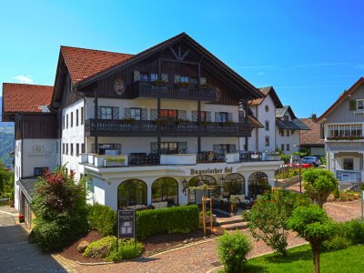 Kur Sporthotel Bayerischer Hof Außenansicht Sommer