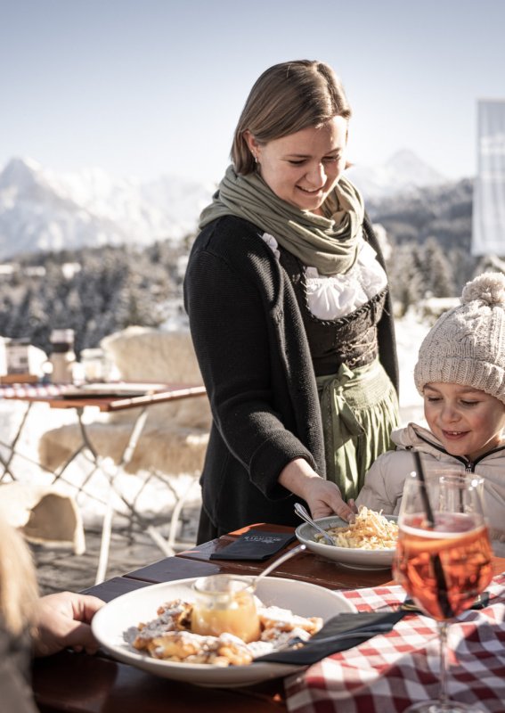 Stärkung auf der Terrasse