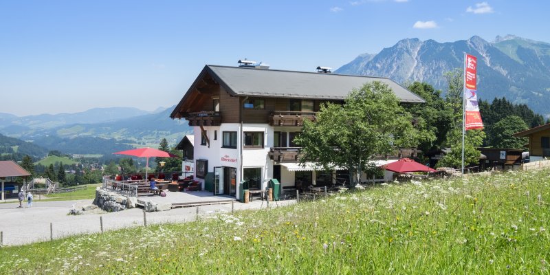 Die Alpe Oberstdorf liegt an der Talstation der Söllereckbahn und ist idealer Ausgangspunkt für Wanderungen rund ums Söllereck und die Oberstdorfer Berge.