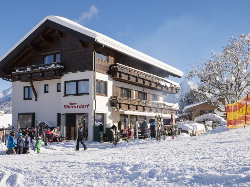 Sonnen-Terrasse der Alpe Oberstdorf