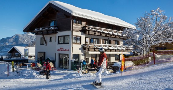 Ein Aufenthalt in der Alpe Oberstdorf bietet sich besonders für Skifahrer oder Winterwanderer an, da die Alpe mitten im schönen Skigebiet des Söllerecks liegt.
