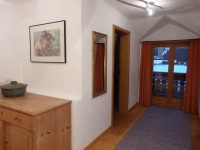 Flur mit Südbalkon