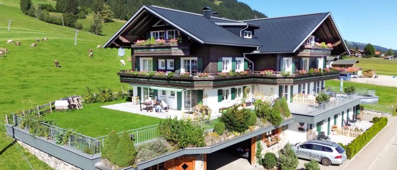 Alpenhaus-Steiner-Ansicht-klein