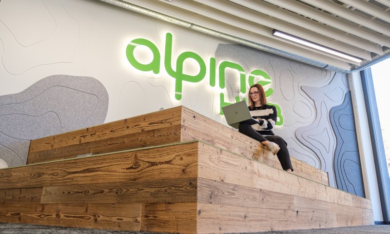 Der Alpine Hub ist der Coworking Space im Allgäu. Vom Büro kannst Du nach der Arbeit direkt in die Berge zu starten.