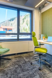 Hier im Einzelbüro im Coworking Space hast Du ausreichend Raum und alle Möglichkeiten, Deiner Kreativität freien Lauf zu lassen.