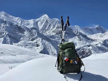 Throng Hight camp