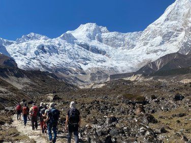 Way to Pungen Monastery