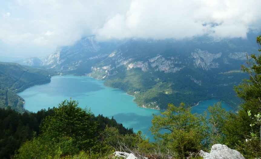 Lago di Molveno dall'alto 02