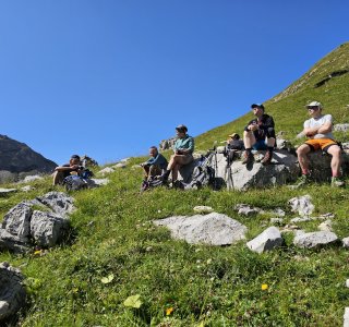 E5 Ü50 Header