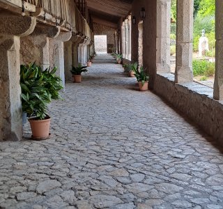 Kloster Seitengang 2