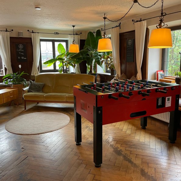 Wohnzimmer Alps mit Kicker