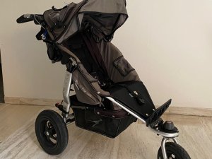 Er ist ebenso mit Mutliwanne verfügbar. Optional auch mit Geschwisterboard.