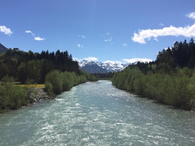 Die Iller vor den Oberstdorfer Bergen