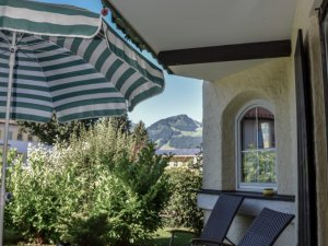 Aussicht01landLIEBE-684x1024
