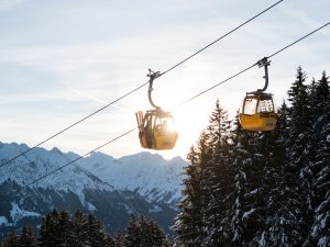1136995 Auffahrt mit der Hörnerbahn in Bolsterlang im Allgäu