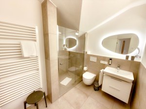 Wohnung 6 Badezimmer 1