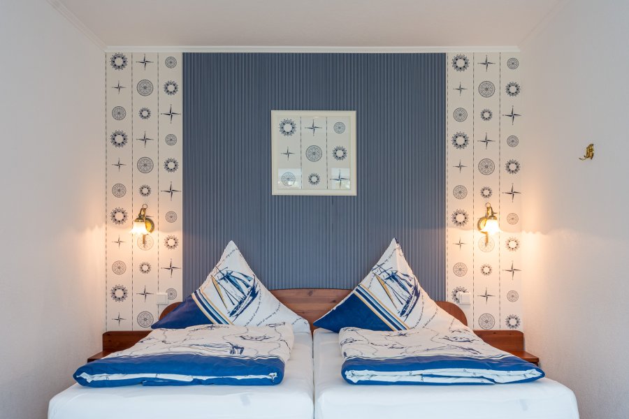 Suite 15e