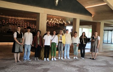 Gruppenbild das während des Tag der offenen Türs im Hotel König Ludwig in Schwangau entstanden ist
