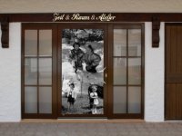 Fassade, Zeit und Raum und Atelier
