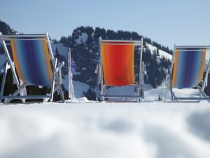 03 grasgehrenhuette skigebiet grasgehren riedbergerhorn familien skischule allgaeu hoernerdoerfer