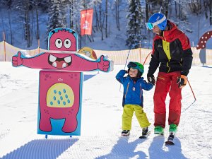 07 schneesport skigebiet grasgehren riedbergerhorn familien skischule allgaeu hoernerdoerfer