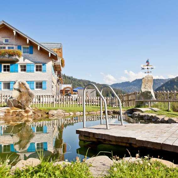 01 schwabenhof skigebiet grasgehren riedbergerhorn familien skischule allgaeu hoernerdoerfer