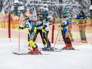05 rennen skigebiet grasgehren riedbergerhorn familien skischule allgaeu hoernerdoerfer